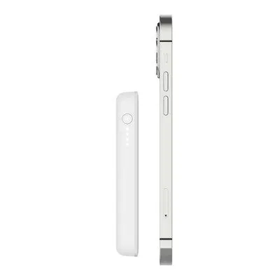 New - Belkin 2500mAh Magnetic Wireless Power Bank - White