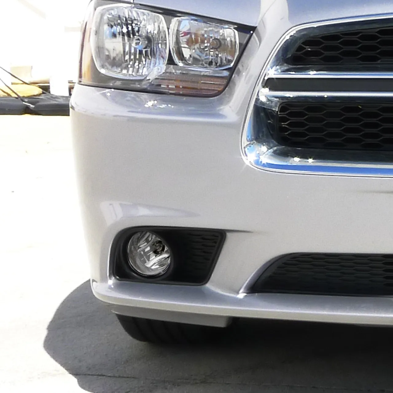 Spec-D OEM Fog Lights Dodge Charger (2011-2014) Chrome Housing - Clear Lens